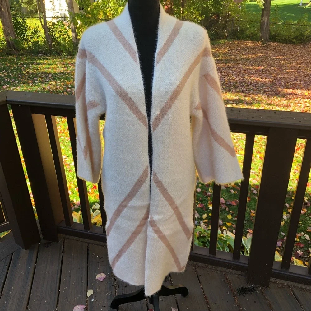 Steve Madden | Long Chevron Sweater π€ - Picture 1 of 11